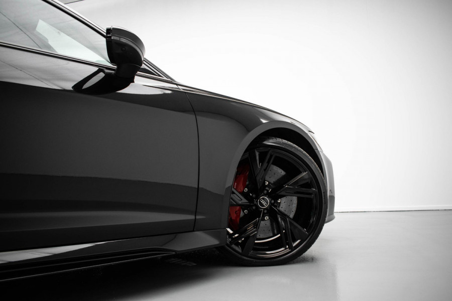 Audi RS6 Avant TFSI quattro |Pano|Dynamic|B&O|Keramisch|HUD|Memory|Ambient|