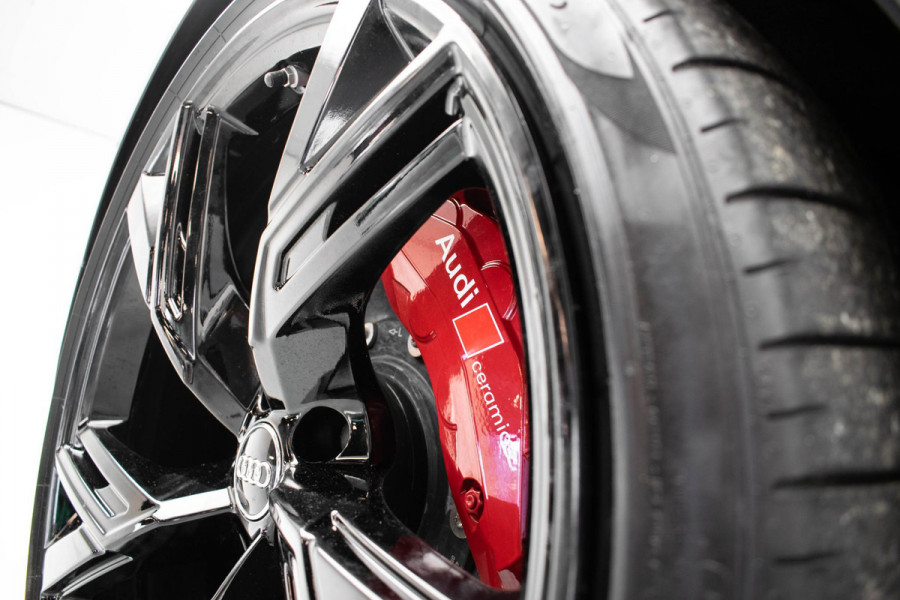 Audi RS6 Avant TFSI quattro |Pano|Dynamic|B&O|Keramisch|HUD|Memory|Ambient|