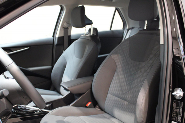 Kia Niro 1.6 GDi Hybrid ComfortLine Rijklaar incl trekhaak