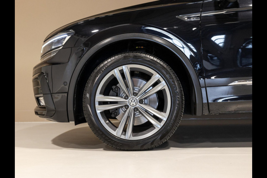Volkswagen Tiguan 2.0 TSI 4Motion 2x R-line / 220pk / Leder / Pano / Led / Head-up / Virtual Cockpit / 360 camera