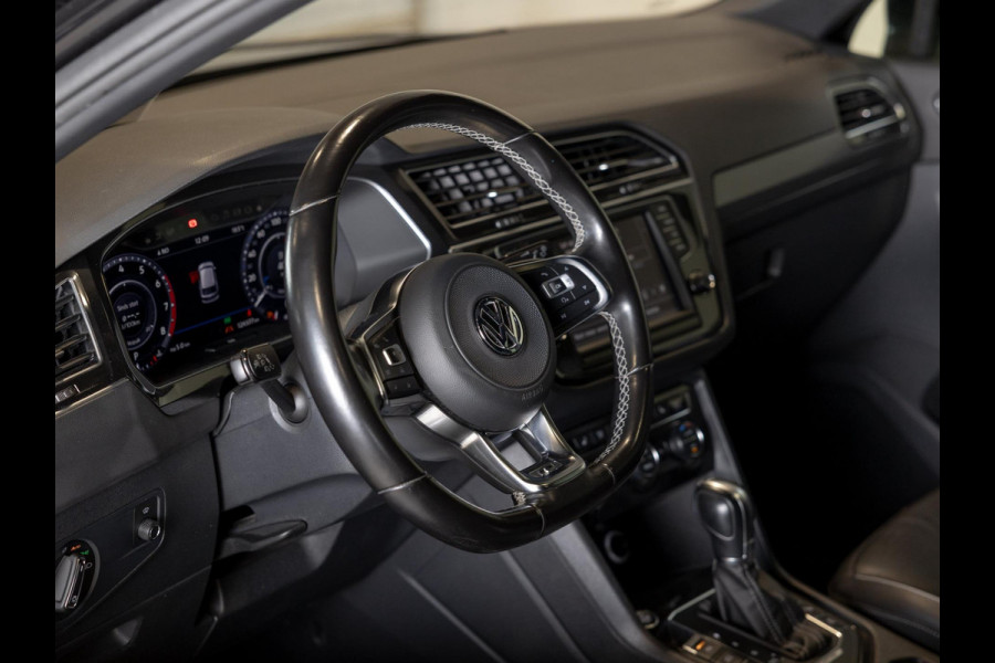 Volkswagen Tiguan 2.0 TSI 4Motion 2x R-line / 220pk / Leder / Pano / Led / Head-up / Virtual Cockpit / 360 camera