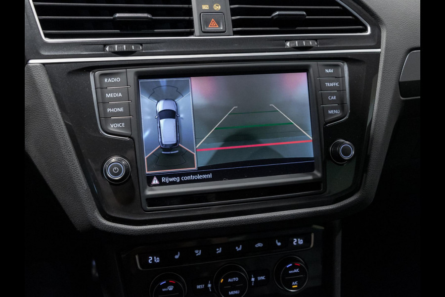 Volkswagen Tiguan 2.0 TSI 4Motion 2x R-line / 220pk / Leder / Pano / Led / Head-up / Virtual Cockpit / 360 camera
