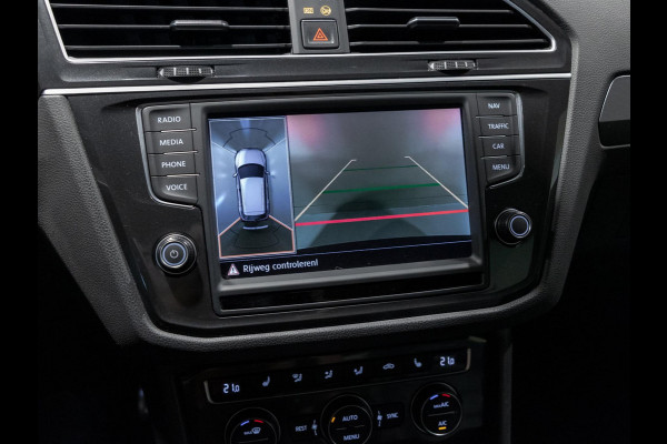 Volkswagen Tiguan 2.0 TSI 4Motion 2x R-line / 220pk / Leder / Pano / Led / Head-up / Virtual Cockpit / 360 camera