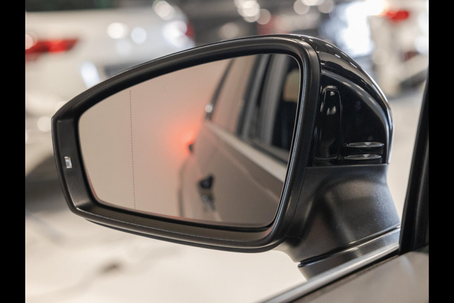 Volkswagen Tiguan 2.0 TSI 4Motion 2x R-line / 220pk / Leder / Pano / Led / Head-up / Virtual Cockpit / 360 camera