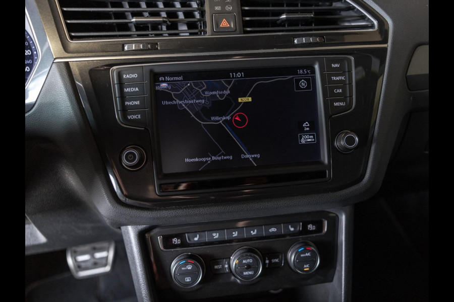Volkswagen Tiguan 2.0 TSI 4Motion 2x R-line / 220pk / Leder / Pano / Led / Head-up / Virtual Cockpit / 360 camera