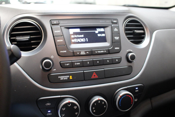 Hyundai i10 1.0i Comfort Cruise controle Lichtmetalen velgen (rijklaar incl 12 maanden bovag garantie)