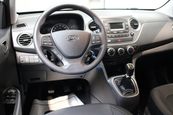 Hyundai i10 1.0i Comfort Cruise controle Lichtmetalen velgen (rijklaar incl 12 maanden bovag garantie)