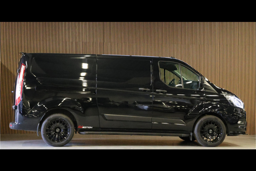 Ford Transit Custom 300 2.0 TDCI L2H1 Raptor Edition | 6.500 KM | BPM VRIJ | CarPlay | Lane Assist | DAB | Cruise control | PDC V+A | 3-Zitter || Betimmering | Nieuwe APK | Fabrieksgarantie