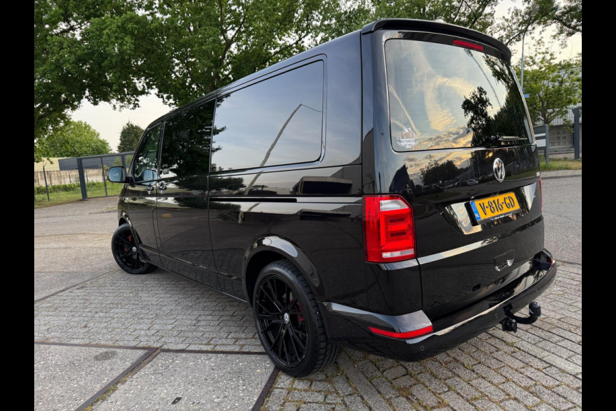 Volkswagen Transporter 2.0 TDI L2H1 205PK DUB-CAB HIG-LINE DSG DAKRAAM LEER NAVI