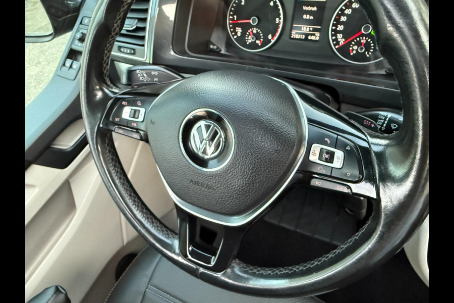 Volkswagen Transporter 2.0 TDI L2H1 205PK DUB-CAB HIG-LINE DSG DAKRAAM LEER NAVI