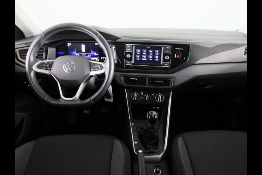 Volkswagen Polo 1.0 TSI Life 95 pk | Navigatie via App | Parkeersensoren | Adaptieve cruise control | Apple Carplay/Android Auto |