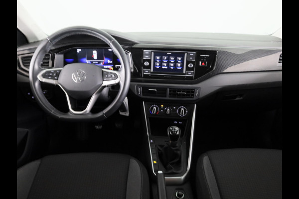 Volkswagen Polo 1.0 TSI Life 95 pk | Navigatie via App | Parkeersensoren | Adaptieve cruise control | Apple Carplay/Android Auto |