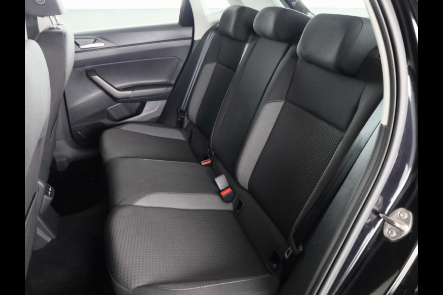 Volkswagen Polo 1.0 TSI Life 95 pk | Navigatie via App | Parkeersensoren | Adaptieve cruise control | Apple Carplay/Android Auto |