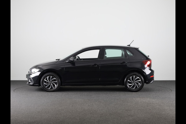 Volkswagen Polo 1.0 TSI Life 95 pk | Navigatie via App | Parkeersensoren | Adaptieve cruise control | Apple Carplay/Android Auto |