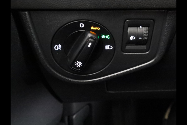 Volkswagen Polo 1.0 TSI Life 95 pk | Navigatie via App | Parkeersensoren | Adaptieve cruise control | Apple Carplay/Android Auto |