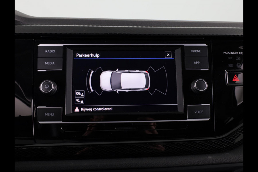 Volkswagen Polo 1.0 TSI Life 95 pk | Navigatie via App | Parkeersensoren | Adaptieve cruise control | Apple Carplay/Android Auto |