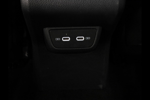 Volkswagen Polo 1.0 TSI Life 95 pk | Navigatie via App | Parkeersensoren | Adaptieve cruise control | Apple Carplay/Android Auto |