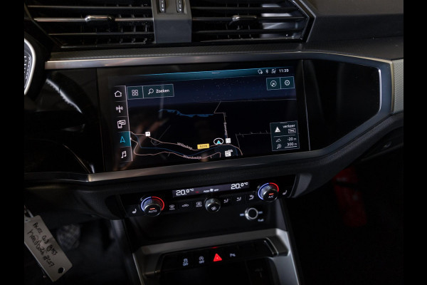 Audi Q3 35 TFSI Pro Line business / 150pk / Apple Carplay / Matrix / Side Assist