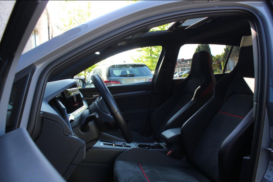 Volkswagen Golf 8 2.0 TSI GTI Clubsport pano/dcc/H&K