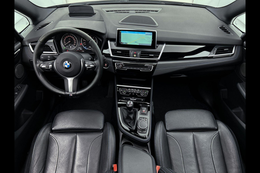 BMW 2 Serie Gran Tourer 216i Centennial High Executive M-Sport (NL-auto, Goed OnderH, Panorama, Trekhaak, StoelV, Navi Pro, Etc)