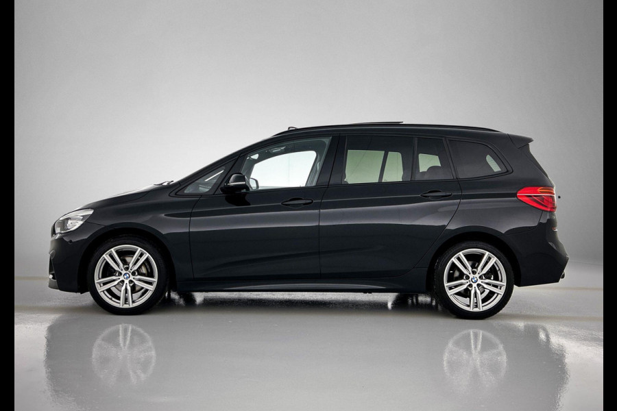 BMW 2 Serie Gran Tourer 216i Centennial High Executive M-Sport (NL-auto, Goed OnderH, Panorama, Trekhaak, StoelV, Navi Pro, Etc)