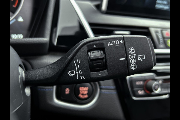 BMW 2 Serie Gran Tourer 216i Centennial High Executive M-Sport (NL-auto, Goed OnderH, Panorama, Trekhaak, StoelV, Navi Pro, Etc)