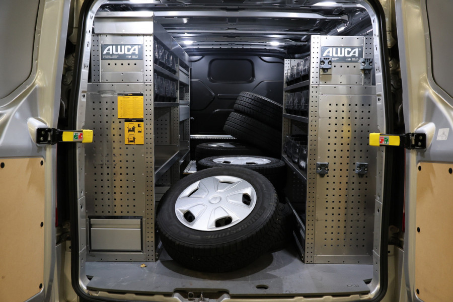 Ford Transit Custom 320 2.0 TDCI L2H1 Raptor Edition | Bi-Xenon | CarPlay | Navigatie | Camera | Stoelverwarming | Dodehoek detector | Lane Assist | DAB | 3-Zitter | Dealer onderhouden | Nieuwe APK