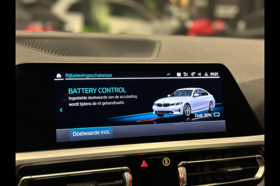BMW 3-serie 330e High Executive|PANO|BOMVOL!