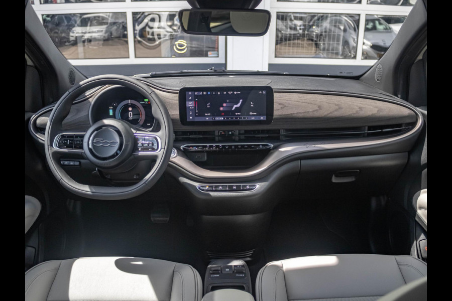 Fiat 500E Giorgio Armani Collector's Edition 42 kWh | Zeer Exclusief | Beperkte Oplage !