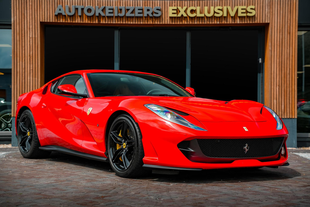 Ferrari 812 6.5 V12 Superfast HELE Keramisch Carbon Alcantara Memory V12 800PK! Ferrari 812 6.5 V12 Superfast HELE Keramisch Carbon Alcantara Memory V12 800PK!