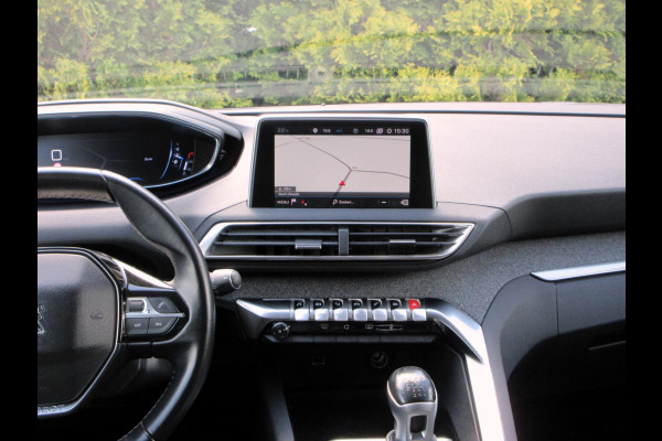 Peugeot 3008 1.2 PureTech Première*Navi*360Camera*Trekhaak*