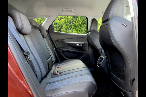 Peugeot 3008 1.2 PureTech Première*Navi*360Camera*Trekhaak*