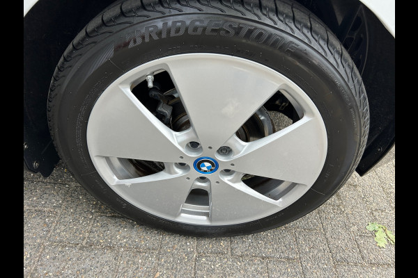 BMW i3 Basis 120Ah 42 kWh 93% SOH Navi Camera Rijklaarprijs!