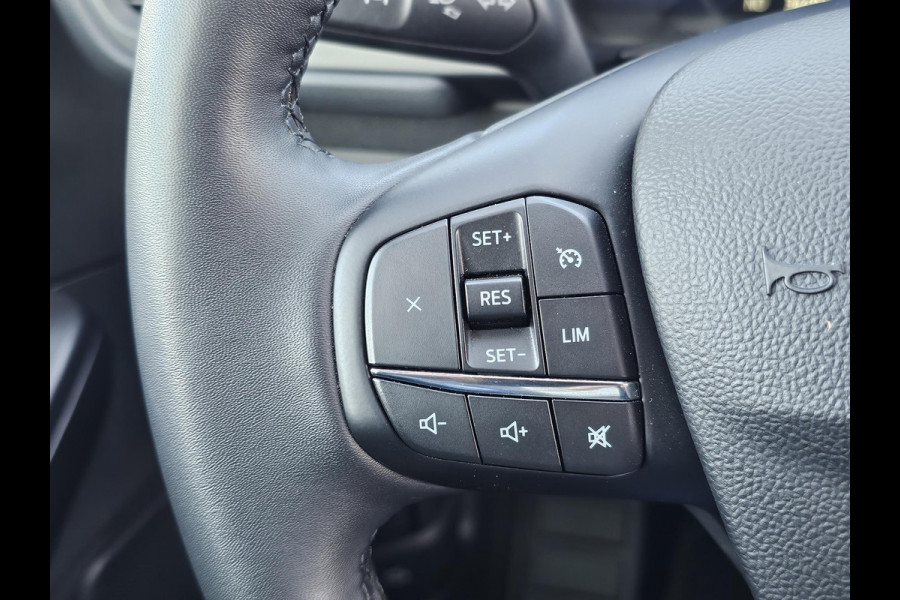 Ford Kuga 2.5 PHEV Titanium X 225pk | Winterpack | Elek. Achterklep | B&O Play | Half Leder | Michelin Cross Climate | 1.500kg Trekgewicht