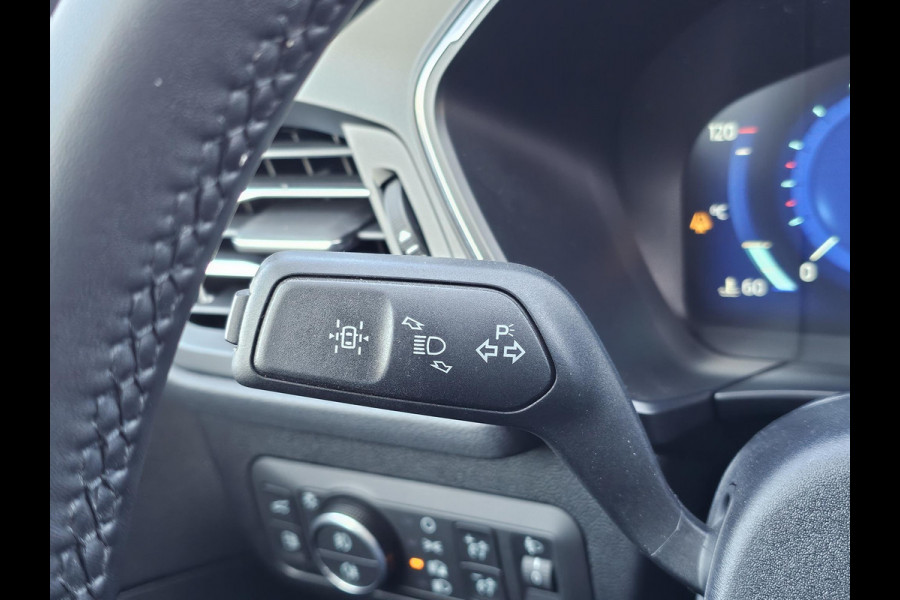 Ford Kuga 2.5 PHEV Titanium X 225pk | Winterpack | Elek. Achterklep | B&O Play | Half Leder | Michelin Cross Climate | 1.500kg Trekgewicht