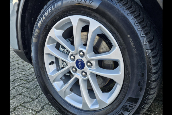 Ford Kuga 2.5 PHEV Titanium X 225pk | Winterpack | Elek. Achterklep | B&O Play | Half Leder | Michelin Cross Climate | 1.500kg Trekgewicht