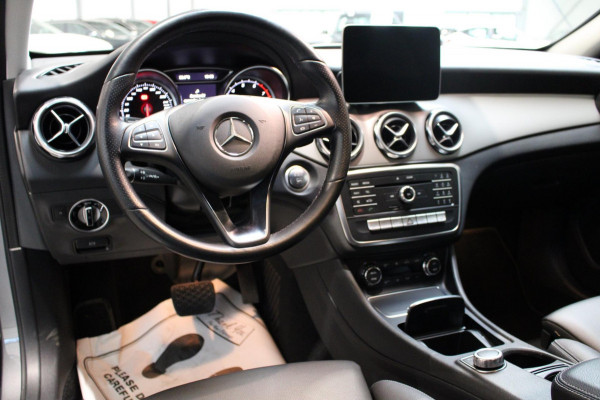 Mercedes-Benz GLA 200 Premium Plus Leer Camera Memory enz zeer luxe auto