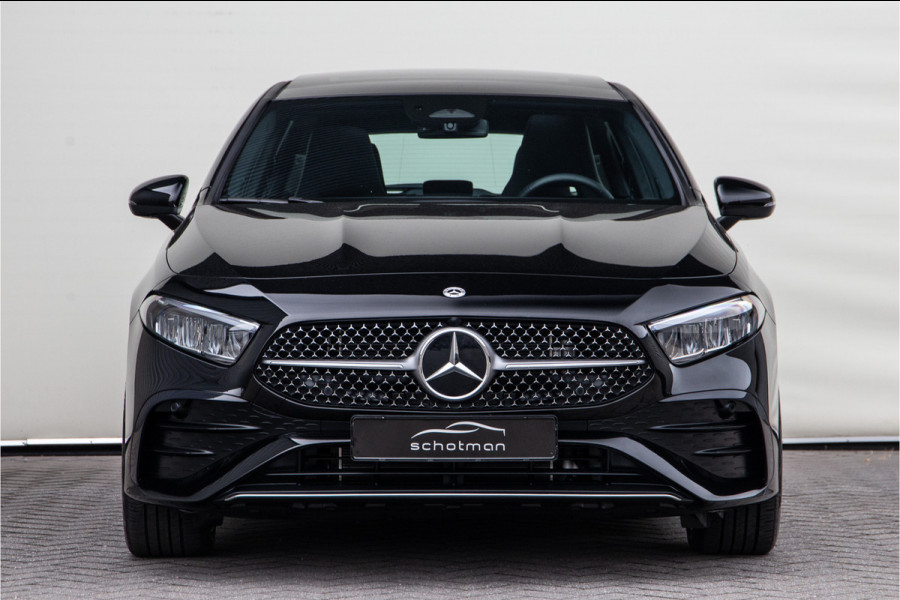 Mercedes-Benz A-Klasse 250 e AMG Premium, Facelift, Pano, Camera, Widescreen, 2024 Hybrid