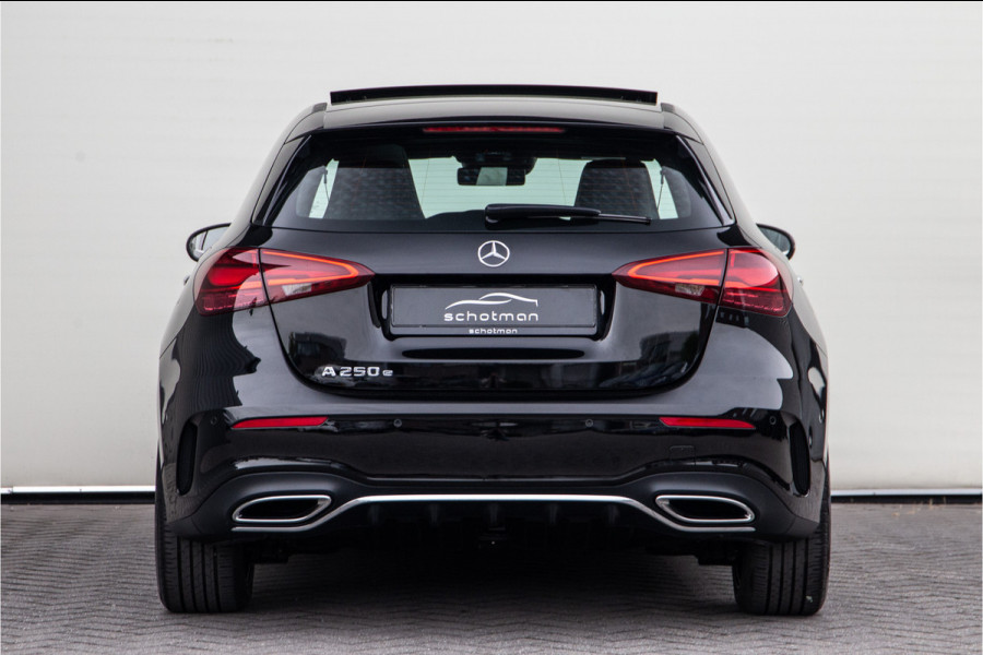 Mercedes-Benz A-Klasse 250 e AMG Premium, Facelift, Pano, Camera, Widescreen, 2024 Hybrid