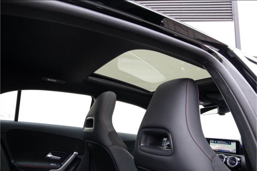 Mercedes-Benz A-Klasse 250 e AMG Premium, Facelift, Pano, Camera, Widescreen, 2024 Hybrid
