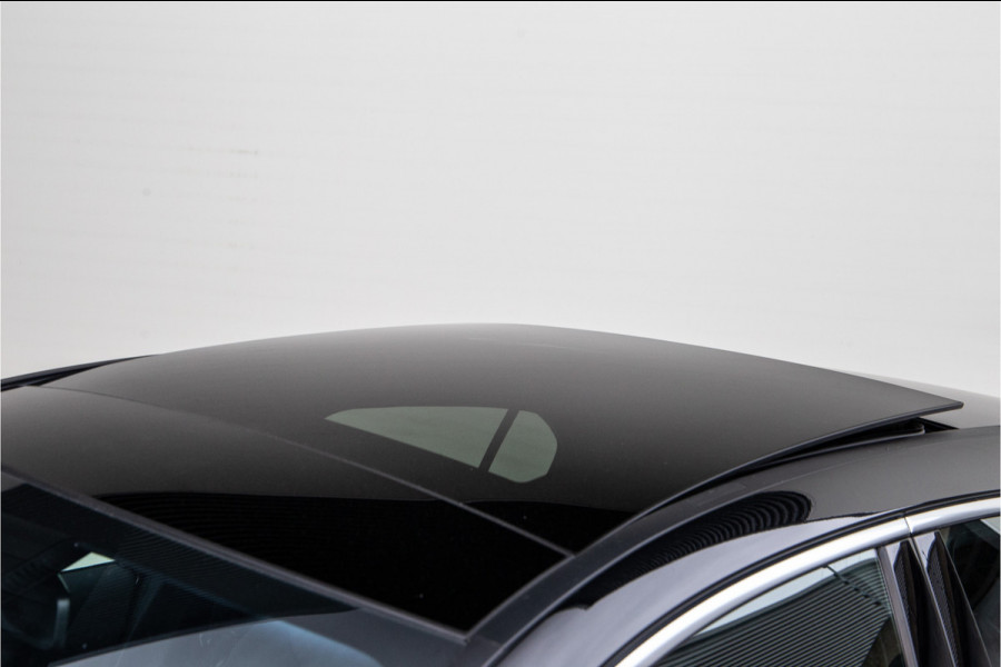 Mercedes-Benz A-Klasse 250 e AMG Premium, Facelift, Pano, Camera, Widescreen, 2024 Hybrid
