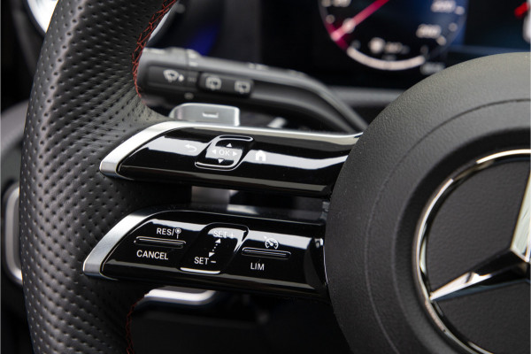 Mercedes-Benz A-Klasse 250 e AMG Premium, Facelift, Pano, Camera, Widescreen, 2024 Hybrid