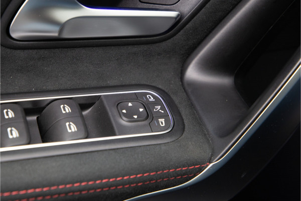 Mercedes-Benz A-Klasse 250 e AMG Premium, Facelift, Pano, Camera, Widescreen, 2024 Hybrid