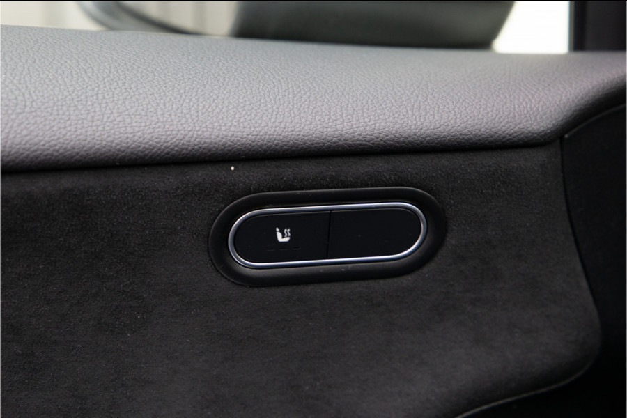 Mercedes-Benz A-Klasse 250 e AMG Premium, Facelift, Pano, Camera, Widescreen, 2024 Hybrid