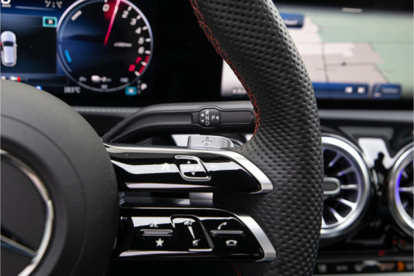 Mercedes-Benz A-Klasse 250 e AMG Premium, Facelift, Pano, Camera, Widescreen, 2024 Hybrid