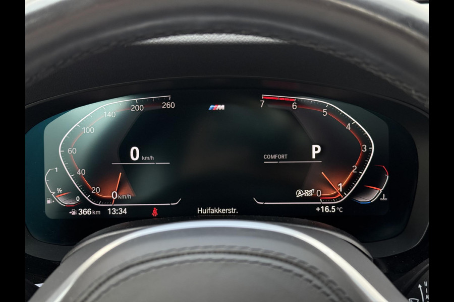 BMW 5 Serie Touring 520i High Executive | Panodak | Comfortleder | Camera | Adaptive LED |