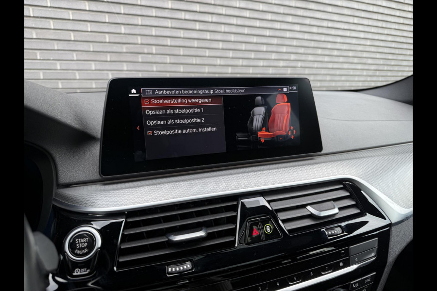 BMW 5 Serie Touring 520i High Executive | Panodak | Comfortleder | Camera | Adaptive LED |
