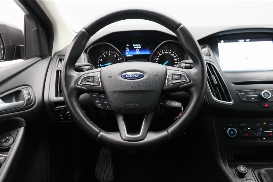 Ford FOCUS Wagon 1.0 Lease Edition * Orgineel Nederlands * Stoel/Stuur-verwarming Navigatie
