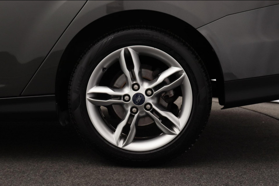 Ford FOCUS Wagon 1.0 Lease Edition * Orgineel Nederlands * Stoel/Stuur-verwarming Navigatie