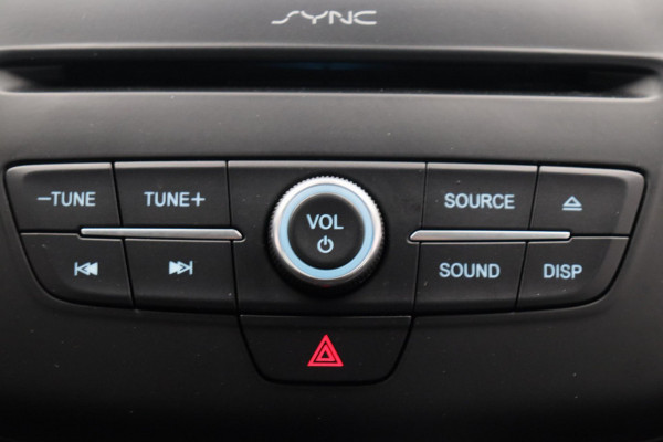 Ford FOCUS Wagon 1.0 Lease Edition * Orgineel Nederlands * Stoel/Stuur-verwarming Navigatie